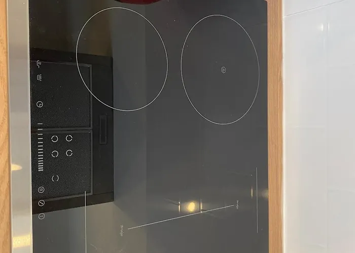 Superbe Climatise Avec Patio